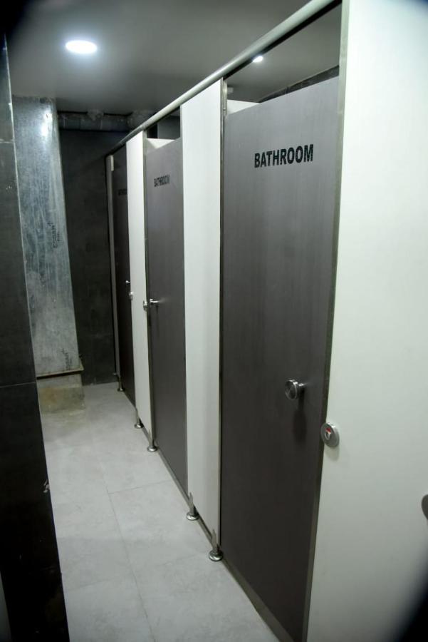 Charyana Hotel Ac Dormitory Ahmadabad Zewnętrze zdjęcie