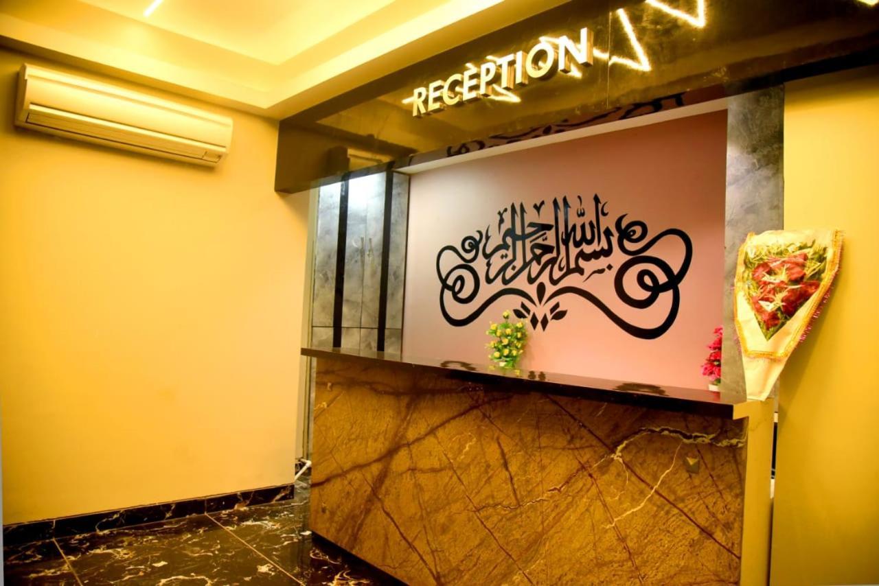 Charyana Hotel Ac Dormitory Ahmadabad Zewnętrze zdjęcie